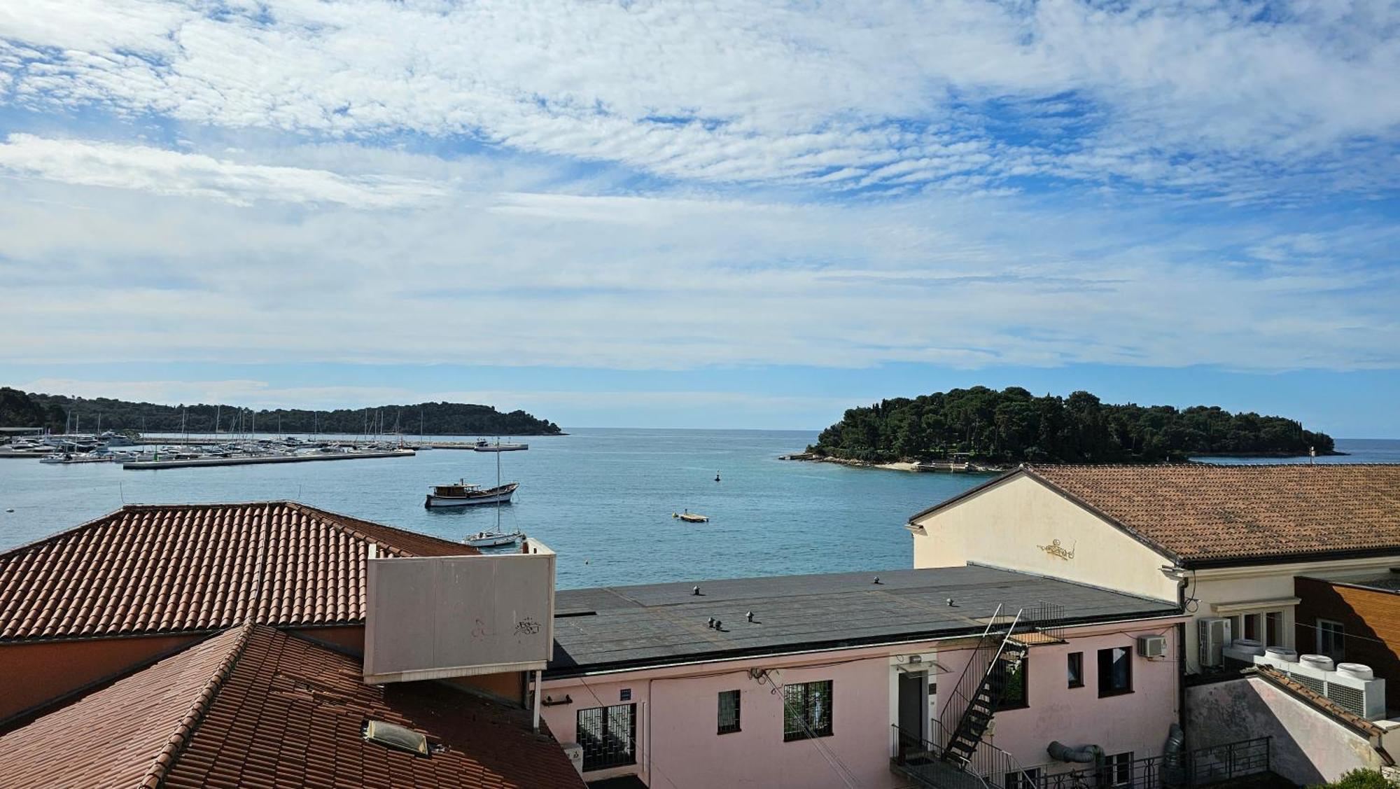 White Sea View - Two Bedroom Apartman Rovinj